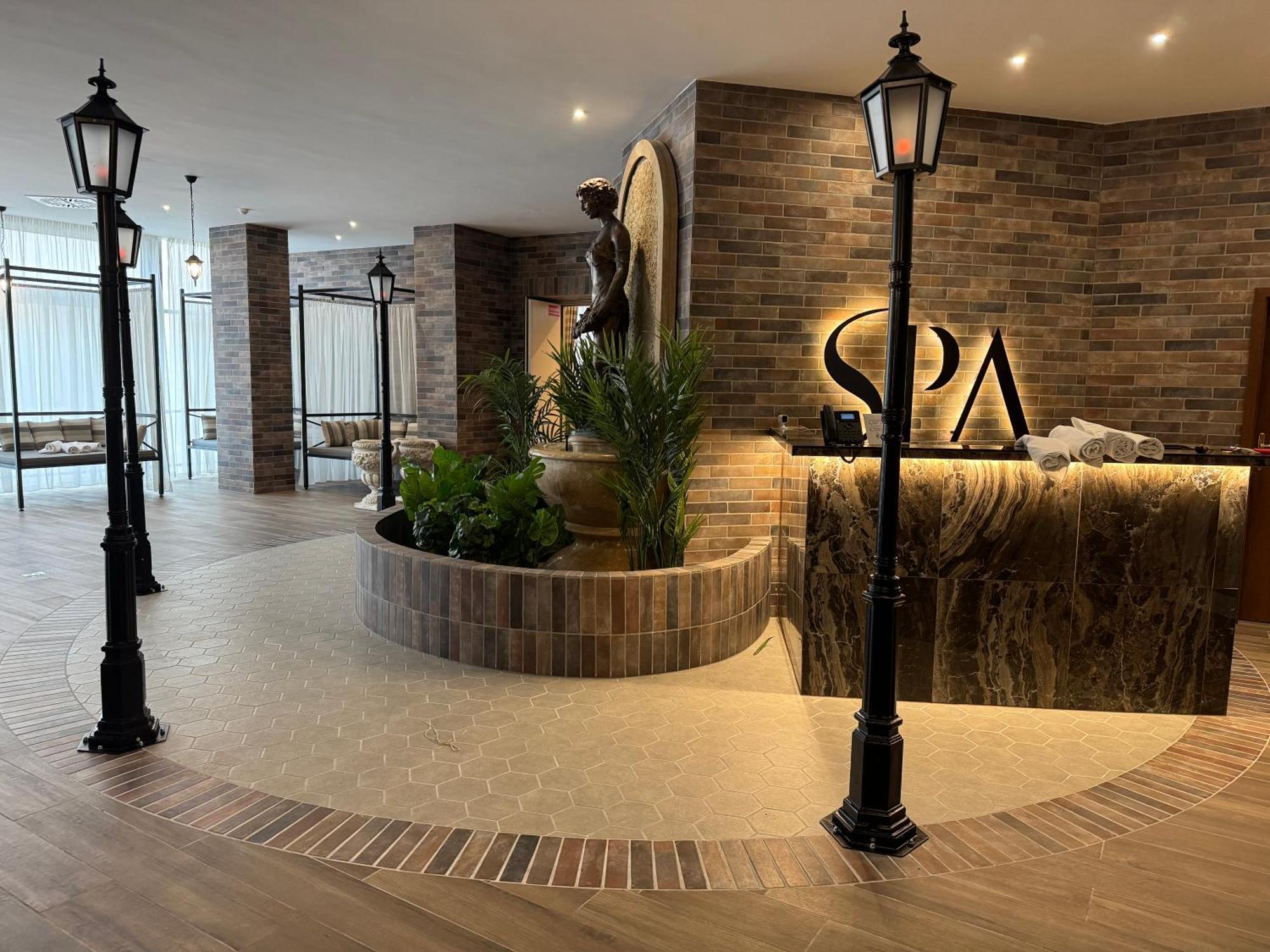 Pannonia 1893 Premium Hotell Sopron Eksteriør bilde